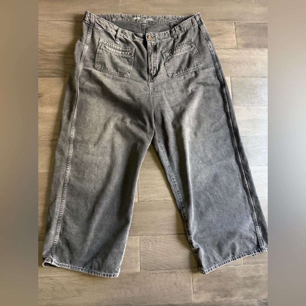 High Rise Wide-Leg Jeans